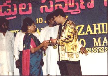 62.jpg (25788 bytes)