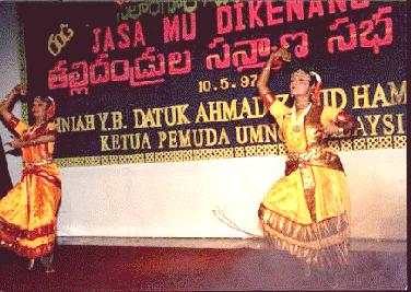 63.jpg (28642 bytes)